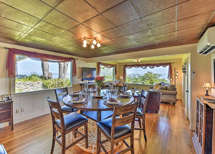 Waterfront Home ~ 6 Mi To Olympic National Park!